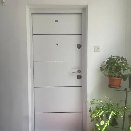 Novi Dr.agostina Neta * Belgrad